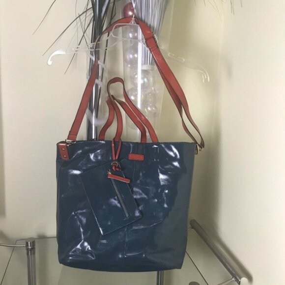 HEYS Tote Bag & Wristlet 2 Patent Vegan Leather Shoulder Tote Bag Clutch Hobo - Picture 4 of 9